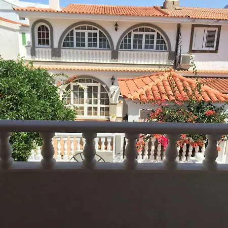 La Palmera1 Casa Al Primer Piso Con 2 - Two Bedroom House On The First Floor --- La Palmera 2 Casa En Planta Baja Con 1 Dormitorio, One Bedroom House On The Ground Floor Vakantiehuis