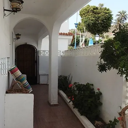 Feriehus La Palmera1 Casa Al Primer Piso Con 2 - Two Bedroom House On The First Floor --- La Palmera 2 Casa En Planta Baja Con 1 Dormitorio, One Bedroom House On The Ground Floor Agaete (Gran Canaria)