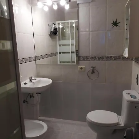 La Palmera1 Casa Al Primer Piso Con 2 - Two Bedroom House On The First Floor --- La Palmera 2 Casa En Planta Baja Con 1 Dormitorio, One Bedroom House On The Ground Floor *